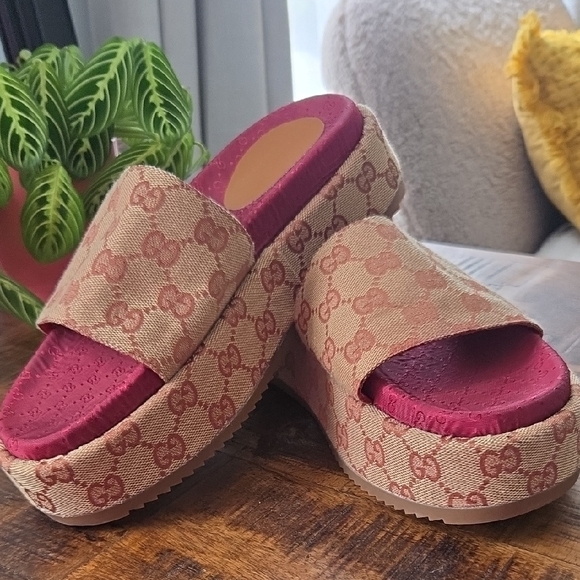 Gucci Shoes - Gucci Women's Pink and Tan Platform Sandals